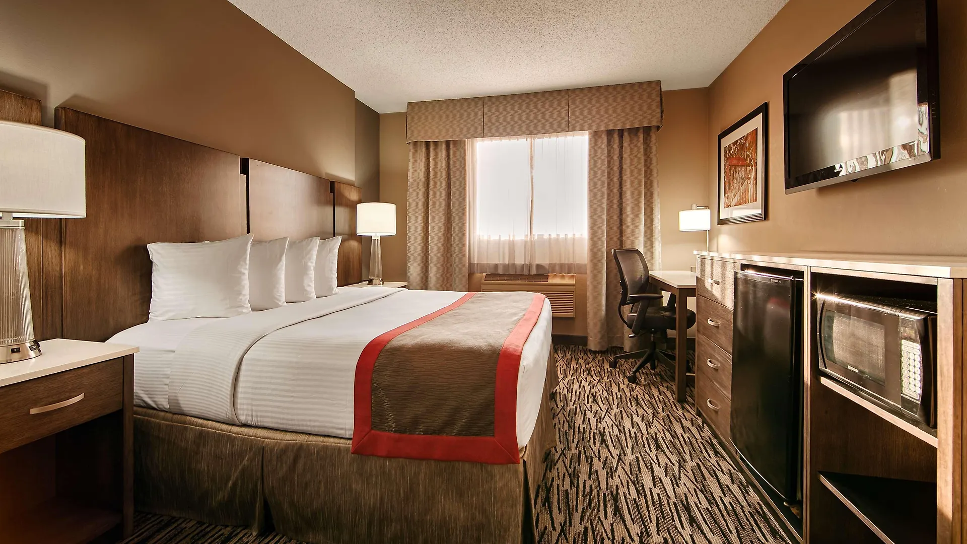 Best Western Los Alamitos Inn & Suites