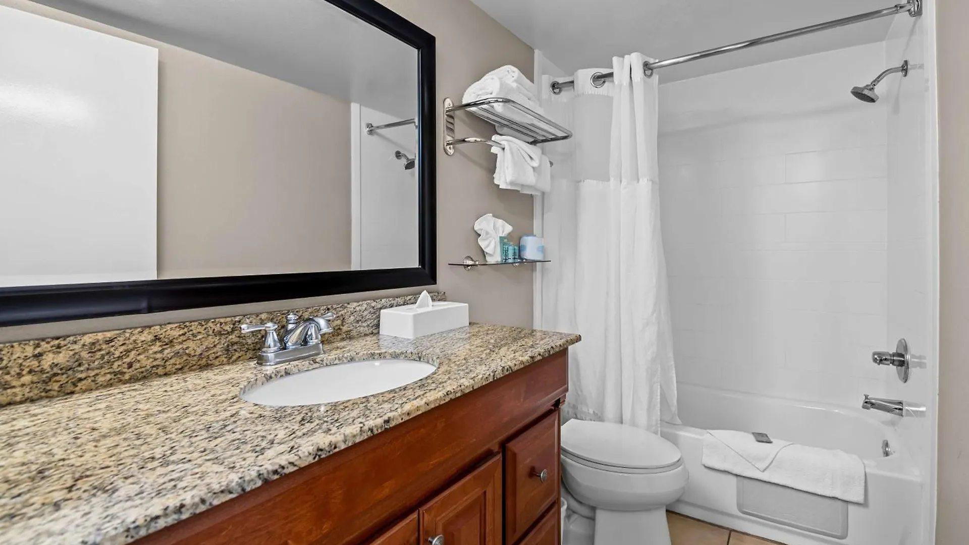 Best Western Los Alamitos Inn & Suites