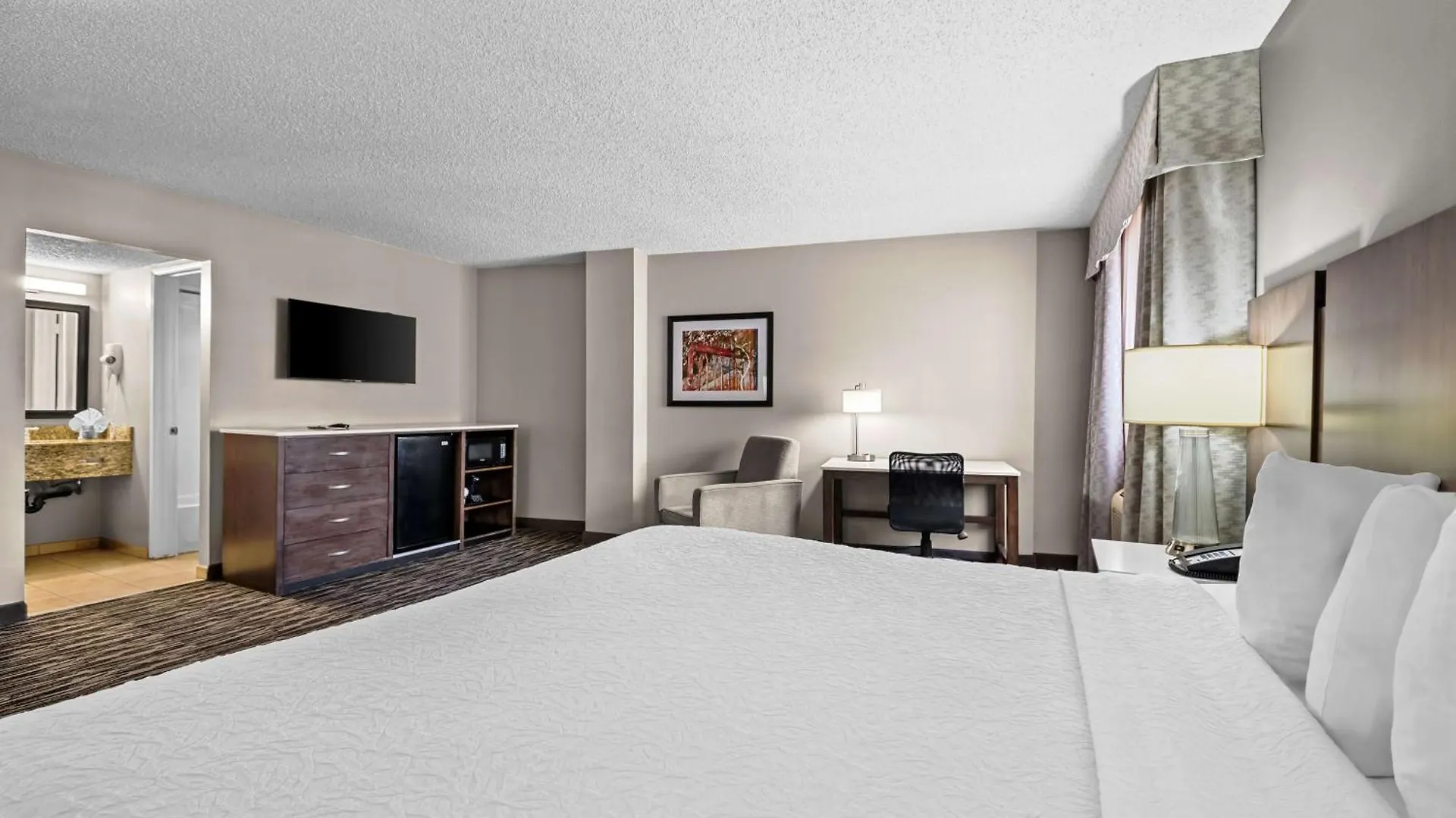 Best Western Los Alamitos Inn & Suites