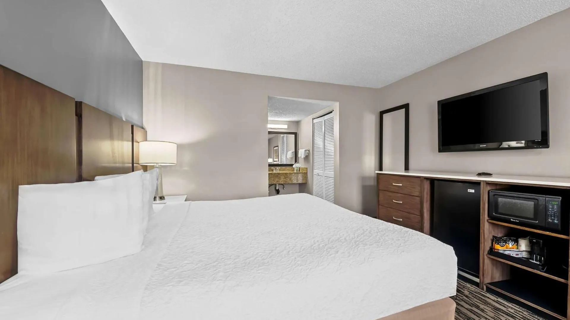 Best Western Los Alamitos Inn & Suites