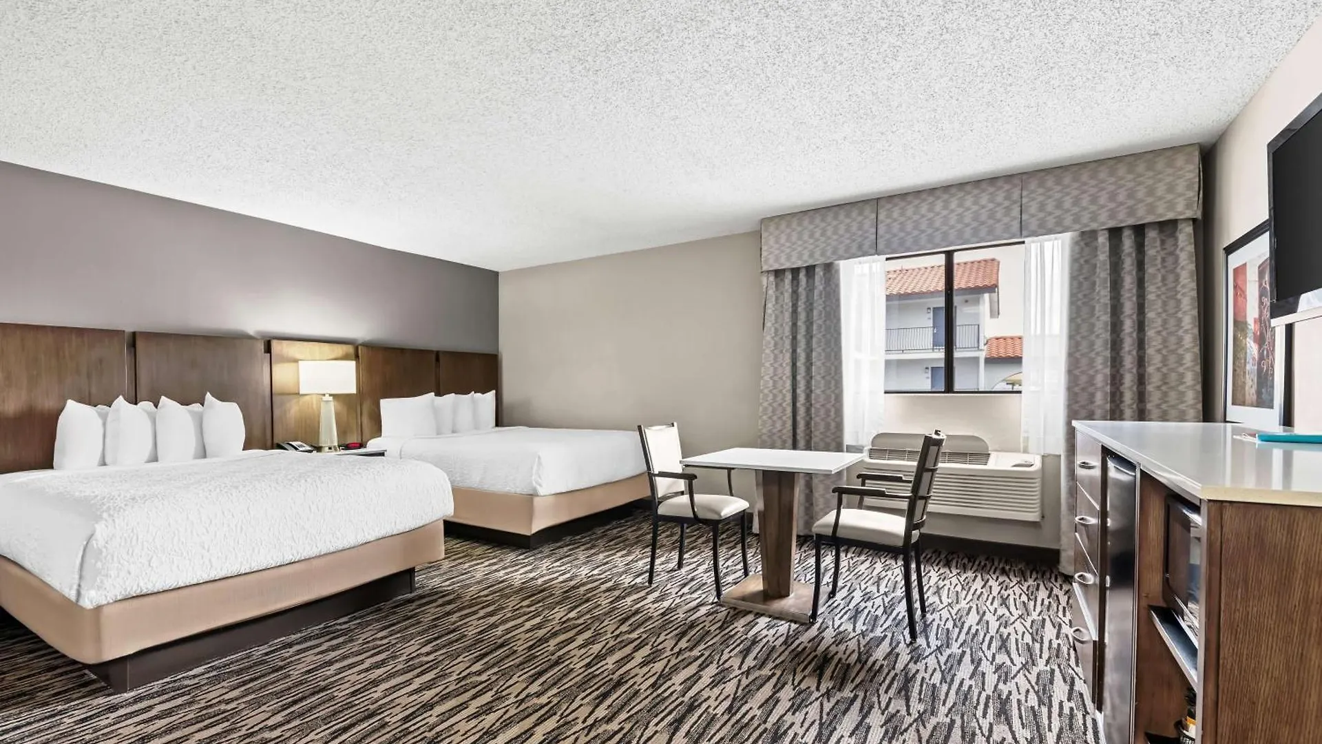 Best Western Los Alamitos Inn & Suites 3*,