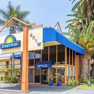 Days By Wyndham Angeles Lax/venicebch/marina Delray Hotel